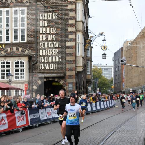 05.10.2025 - 20. swb-Marathon Bremen Yannick Fuchs http://msf.ph/oto/9262046 05.10.2025 10:49:20 Ziel 7202, 9333, 9457, 9556, 10016, 10221, 10449, 11057, 11673, 11695 meine-sportfotos.de