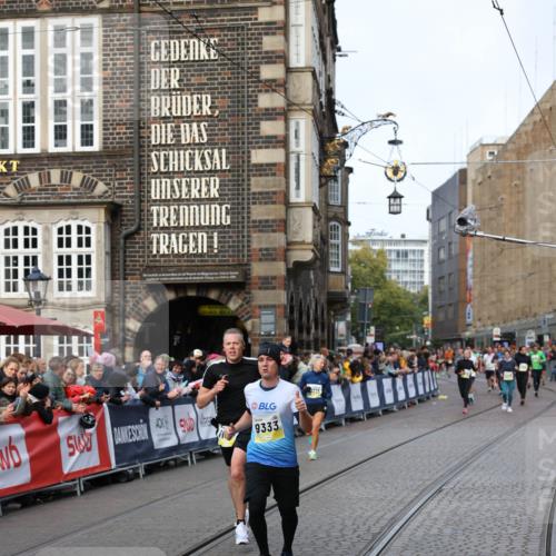 05.10.2025 - 20. swb-Marathon Bremen Yannick Fuchs http://msf.ph/oto/9262058 05.10.2025 10:49:20 Ziel 7202, 9333, 9457, 9556, 10016, 10221, 10449, 11057, 11673, 11695 meine-sportfotos.de