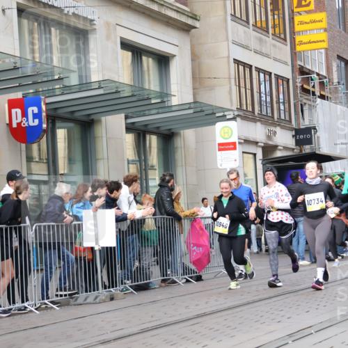 05.10.2025 - 20. swb-Marathon Bremen Strokosch-Dieckow http://msf.ph/oto/9262276 05.10.2025 11:02:28 Ziel 9331, 9360, 9516, 9644, 9841, 9846, 10129, 10167, 10207, 10510, 10530, 10656, 10734, 10803, 10804, 10825, 10826, 10876, 10940, 11024, 11087, 11193, 11312, 11504, 11576, 11667, 11668, 11735, 9331, 9360, 9516, 9644, 9841, 9846, 10129, 10167, 10207, 10510, 10530, 10656, 10734, 10803, 10804, 10825, 10826, 10876, 10940, 11024, 11087, 11193, 11312, 11504, 11735 meine-sportfotos.de