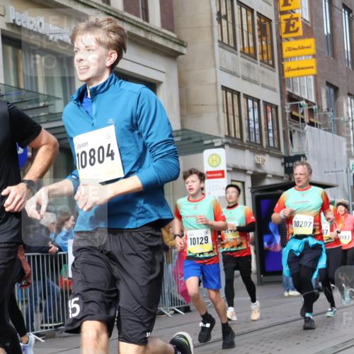 05.10.2025 - 20. swb-Marathon Bremen Strokosch-Dieckow http://msf.ph/oto/9262344 05.10.2025 11:02:32 Ziel 9229, 9331, 9360, 9516, 9644, 9661, 9662, 9841, 9846, 9893, 10129, 10167, 10207, 10510, 10530, 10656, 10734, 10777, 10803, 10804, 10826, 10876, 10940, 11024, 11087, 11193, 11312, 11376, 11504, 11576, 11667, 11668, 11735, 9229, 9331, 9360, 9516, 9644, 9661, 9662, 9841, 9846, 9893, 10129, 10167, 10207, 10510, 10530, 10656, 10734, 10777, 10803, 10804, 10826, 10876, 10940, 11024, 11087, 11193, 11312, 11376, 11504, 11735 meine-sportfotos.de