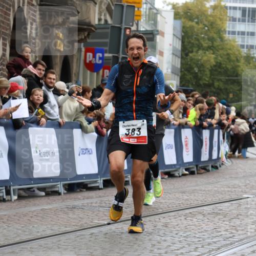 05.10.2025 - 20. swb-Marathon Bremen Strokosch-Dieckow http://msf.ph/oto/9262875 05.10.2025 12:58:15 Ziel 383, 1329, 1520, 3294 meine-sportfotos.de