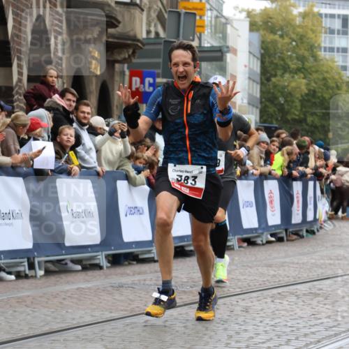 05.10.2025 - 20. swb-Marathon Bremen Strokosch-Dieckow http://msf.ph/oto/9262912 05.10.2025 12:58:15 Ziel 383, 1329, 1520, 3294 meine-sportfotos.de