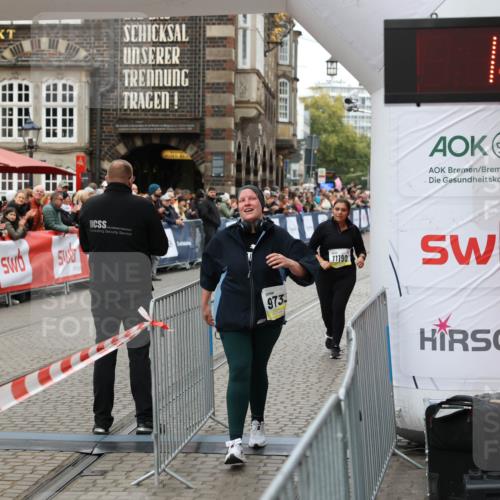 05.10.2025 - 20. swb-Marathon Bremen Yannick Fuchs http://msf.ph/oto/9262959 05.10.2025 11:24:25 Ziel 9733, 11190 meine-sportfotos.de
