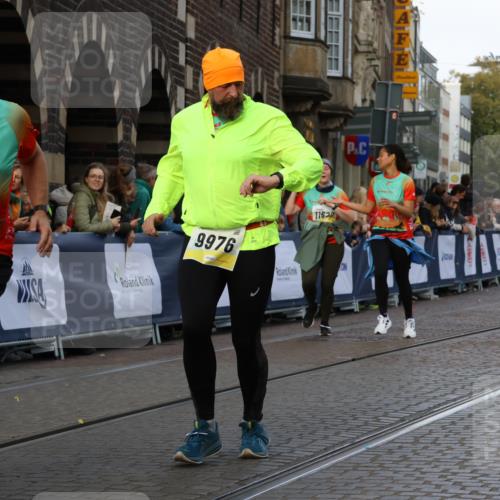 05.10.2025 - 20. swb-Marathon Bremen Strokosch-Dieckow http://msf.ph/oto/9263072 05.10.2025 11:06:54 Ziel 8574, 9321, 9826, 9942, 9976, 10396, 10580, 11131, 11355, 11389, 11414, 11497, 11622 meine-sportfotos.de