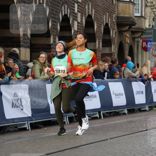 05.10.2025 - 20. swb-Marathon Bremen Strokosch-Dieckow http://msf.ph/oto/9263130 05.10.2025 11:06:55 Ziel 8574, 9321, 9901, 9942, 9976, 10396, 10580, 11131, 11355, 11389, 11497, 11622 meine-sportfotos.de