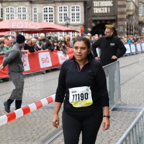 05.10.2025 - 20. swb-Marathon Bremen Yannick Fuchs http://msf.ph/oto/9263173 05.10.2025 11:24:31 Ziel 9733, 11190 meine-sportfotos.de