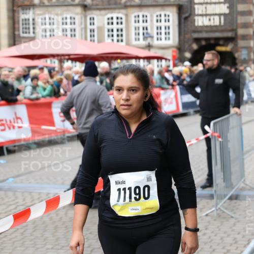 05.10.2025 - 20. swb-Marathon Bremen Yannick Fuchs http://msf.ph/oto/9263185 05.10.2025 11:24:32 Ziel 11190 meine-sportfotos.de