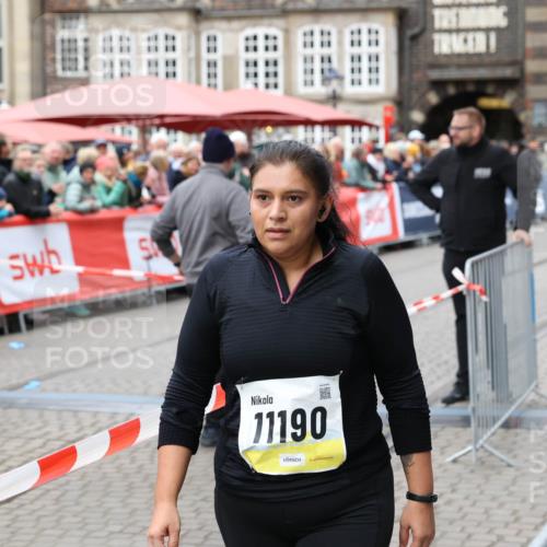 05.10.2025 - 20. swb-Marathon Bremen Yannick Fuchs http://msf.ph/oto/9263199 05.10.2025 11:24:32 Ziel 11190 meine-sportfotos.de