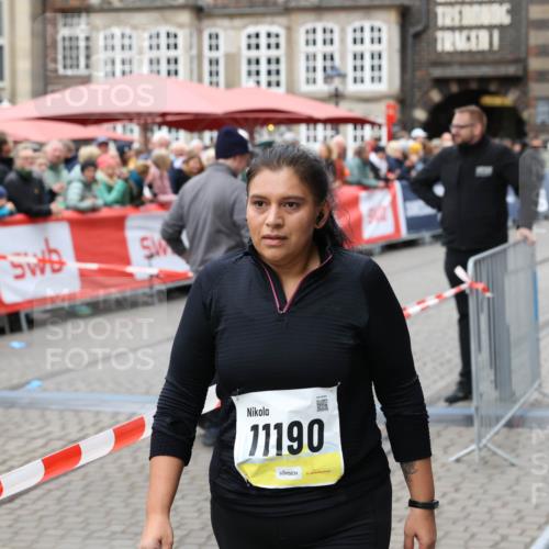 05.10.2025 - 20. swb-Marathon Bremen Yannick Fuchs http://msf.ph/oto/9263209 05.10.2025 11:24:32 Ziel 11190 meine-sportfotos.de