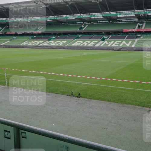 05.10.2025 - 20. swb-Marathon Bremen Michael Burmester http://msf.ph/oto/9263248 05.10.2025 11:51:50 Laufen im Stadion 1040, 11703 meine-sportfotos.de