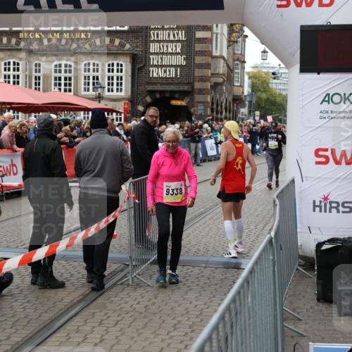 05.10.2025 - 20. swb-Marathon Bremen Yannick Fuchs http://msf.ph/oto/9263386 05.10.2025 11:25:51 Ziel 9338 meine-sportfotos.de