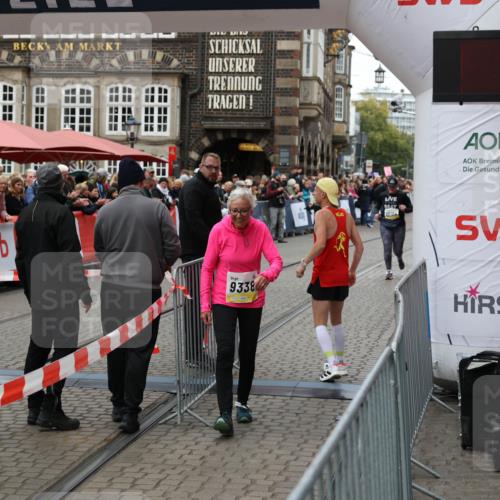 05.10.2025 - 20. swb-Marathon Bremen Yannick Fuchs http://msf.ph/oto/9263403 05.10.2025 11:25:51 Ziel 9338 meine-sportfotos.de