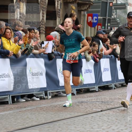05.10.2025 - 20. swb-Marathon Bremen Strokosch-Dieckow http://msf.ph/oto/9263405 05.10.2025 12:58:29 Ziel 1058, 1392, 3705, 7269, 7405, 7816 meine-sportfotos.de
