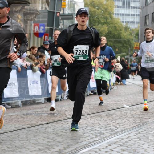 05.10.2025 - 20. swb-Marathon Bremen Strokosch-Dieckow http://msf.ph/oto/9263531 05.10.2025 12:58:30 Ziel 1058, 1258, 1392, 3705, 7269, 7405, 7816 meine-sportfotos.de