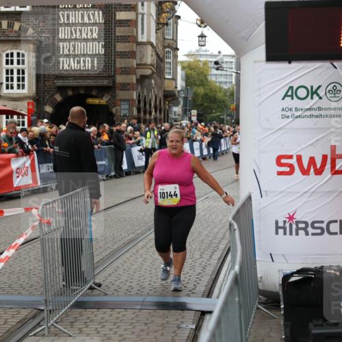 05.10.2025 - 20. swb-Marathon Bremen Yannick Fuchs http://msf.ph/oto/9263538 05.10.2025 11:26:11 Ziel 10144 meine-sportfotos.de