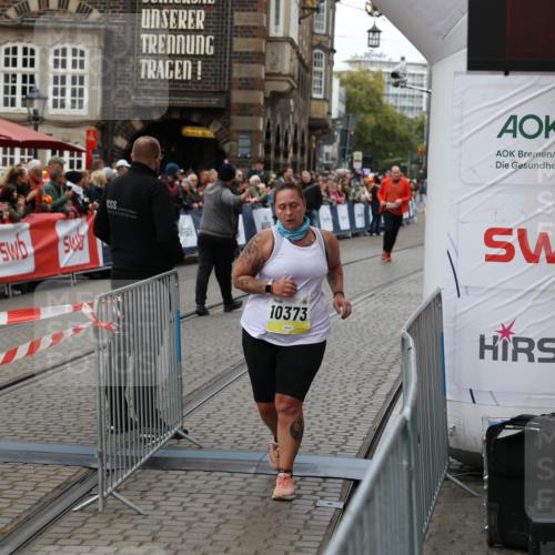 05.10.2025 - 20. swb-Marathon Bremen Yannick Fuchs http://msf.ph/oto/9263604 05.10.2025 11:26:21 Ziel 10373 meine-sportfotos.de