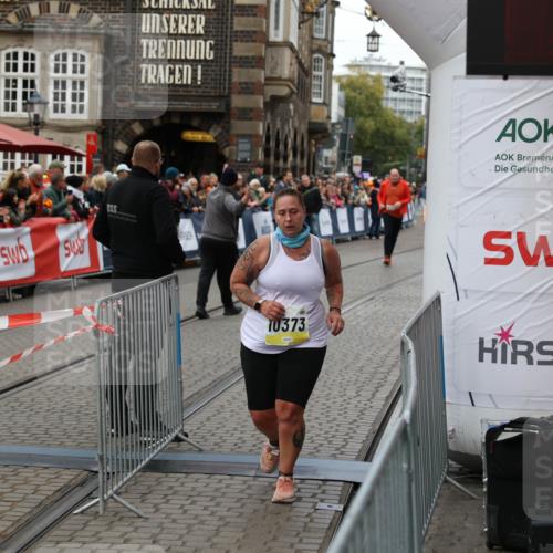 05.10.2025 - 20. swb-Marathon Bremen Yannick Fuchs http://msf.ph/oto/9263612 05.10.2025 11:26:21 Ziel 10373 meine-sportfotos.de