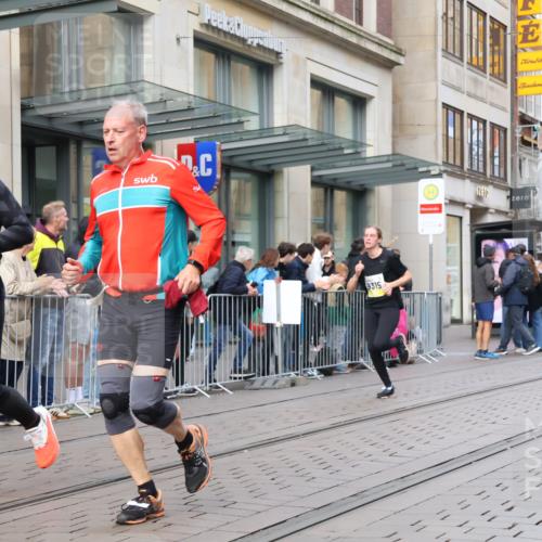 05.10.2025 - 20. swb-Marathon Bremen Strokosch-Dieckow http://msf.ph/oto/9263634 05.10.2025 11:03:32 Ziel 7788, 9241, 9315, 9379, 9398, 9571, 10106, 10205, 10238, 10265, 10271, 10297, 10478, 10551, 10603, 10604, 10711, 10713, 11039, 11183, 11272, 11306, 11589, 11609, 7788, 9241, 9315, 9379, 9398, 9571, 10106, 10205, 10238, 10265, 10271, 10297, 10478, 10551, 10603, 10604, 10711, 10713, 11039, 11183, 11272, 11306, 11589, 11609 meine-sportfotos.de