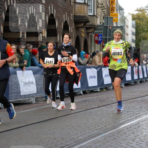 05.10.2025 - 20. swb-Marathon Bremen Strokosch-Dieckow http://msf.ph/oto/9263715 05.10.2025 11:07:06 Ziel 9265, 9491, 9702, 9877, 9890, 9901, 10193, 10371, 10788, 10991, 11709 meine-sportfotos.de