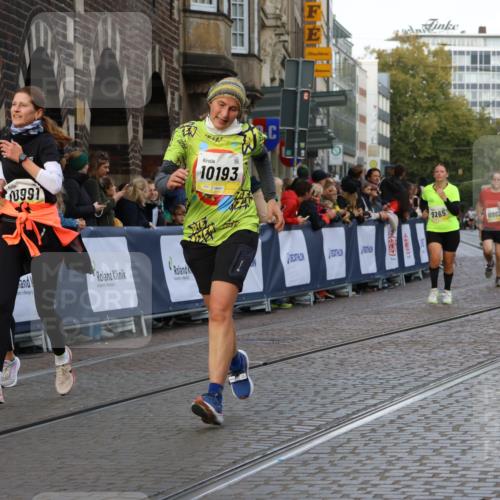 05.10.2025 - 20. swb-Marathon Bremen Strokosch-Dieckow http://msf.ph/oto/9263794 05.10.2025 11:07:07 Ziel 9265, 9491, 9702, 9877, 9890, 10193, 10371, 10788, 10902, 10991, 11709 meine-sportfotos.de