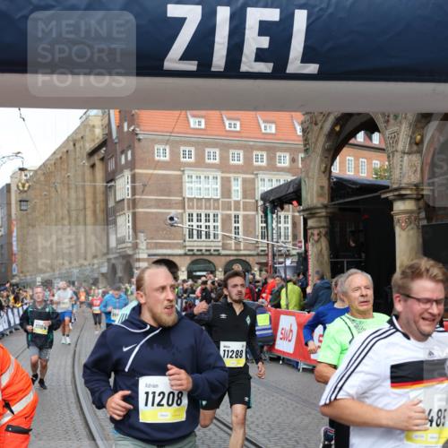 05.10.2025 - 20. swb-Marathon Bremen Yannick Fuchs http://msf.ph/oto/9263808 05.10.2025 10:50:14 Ziel 9485, 9645, 9676, 9787, 9803, 10246, 10868, 11104, 11208, 11288, 11295, 11621 meine-sportfotos.de