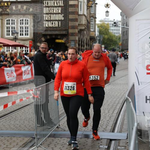 05.10.2025 - 20. swb-Marathon Bremen Yannick Fuchs http://msf.ph/oto/9263813 05.10.2025 11:26:29 Ziel 9352, 11326 meine-sportfotos.de
