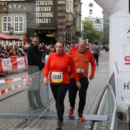 05.10.2025 - 20. swb-Marathon Bremen Yannick Fuchs http://msf.ph/oto/9263820 05.10.2025 11:26:30 Ziel 9352, 11326 meine-sportfotos.de