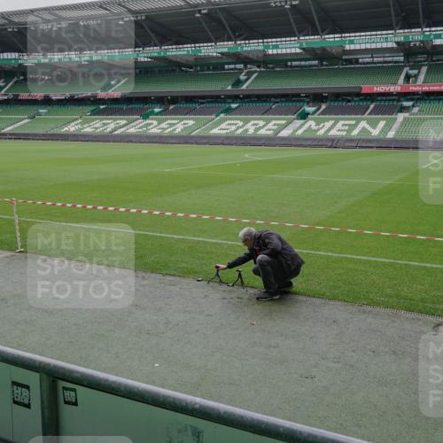 05.10.2025 - 20. swb-Marathon Bremen Michael Burmester http://msf.ph/oto/9263935 05.10.2025 11:54:11 Laufen im Stadion 408 meine-sportfotos.de
