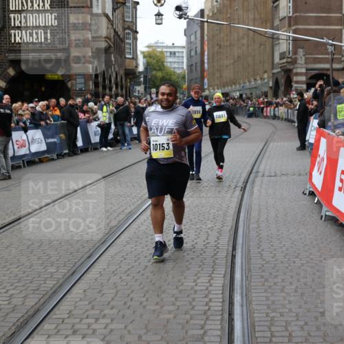 05.10.2025 - 20. swb-Marathon Bremen Yannick Fuchs http://msf.ph/oto/9263995 05.10.2025 11:26:57 Ziel 10153 meine-sportfotos.de