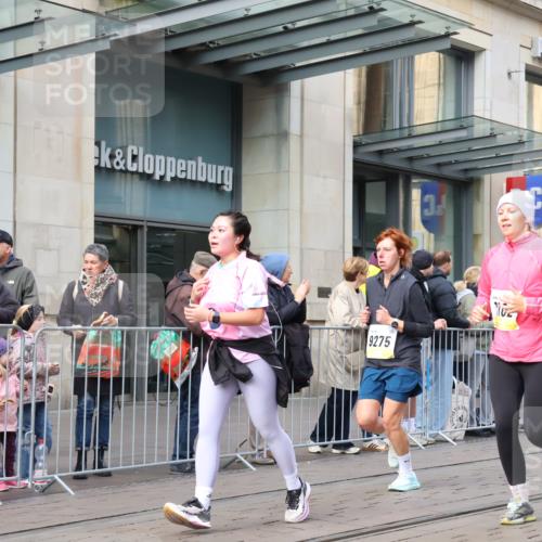 05.10.2025 - 20. swb-Marathon Bremen Strokosch-Dieckow http://msf.ph/oto/9264022 05.10.2025 11:03:52 Ziel 7123, 7789, 9275, 9398, 9448, 9537, 9684, 10098, 10205, 10551, 10678, 10853, 11001, 11077, 11102, 11183, 11200, 11609, 11611, 11685, 7123, 7789, 9275, 9398, 9448, 9537, 9684, 10098, 10205, 10551, 10678, 10853, 11001, 11077, 11102, 11183, 11200, 11609, 11611, 11685 meine-sportfotos.de