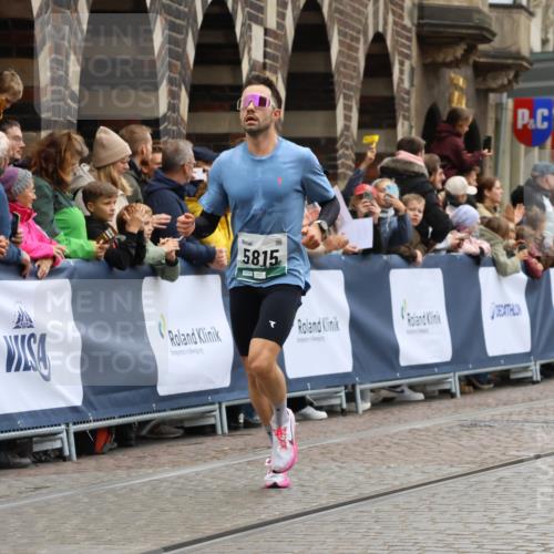 05.10.2025 - 20. swb-Marathon Bremen Strokosch-Dieckow http://msf.ph/oto/9264141 05.10.2025 12:58:46 Ziel 3580, 4867, 5815, 7668, 7764, 8275, 8520, 8593 meine-sportfotos.de