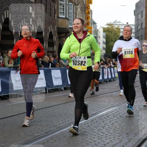05.10.2025 - 20. swb-Marathon Bremen Strokosch-Dieckow http://msf.ph/oto/9264187 05.10.2025 11:07:22 Ziel 7779, 9180, 9334, 9483, 9628, 9757, 10037, 10160, 10223, 10286, 10330, 10332, 10582, 10632, 10737, 10824, 10836, 10854, 11122, 11258, 11262, 11329, 11384, 11529 meine-sportfotos.de