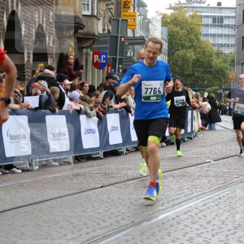 05.10.2025 - 20. swb-Marathon Bremen Strokosch-Dieckow http://msf.ph/oto/9264309 05.10.2025 12:58:48 Ziel 3580, 5495, 5815, 7668, 7764, 8275, 8520, 8593 meine-sportfotos.de