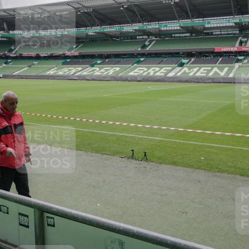 05.10.2025 - 20. swb-Marathon Bremen Michael Burmester http://msf.ph/oto/9264333 05.10.2025 12:02:13 Laufen im Stadion 3, 1124 meine-sportfotos.de