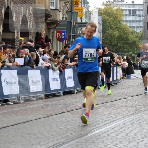 05.10.2025 - 20. swb-Marathon Bremen Strokosch-Dieckow http://msf.ph/oto/9264347 05.10.2025 12:58:48 Ziel 3580, 5495, 5815, 7668, 7764, 8275, 8520, 8593 meine-sportfotos.de