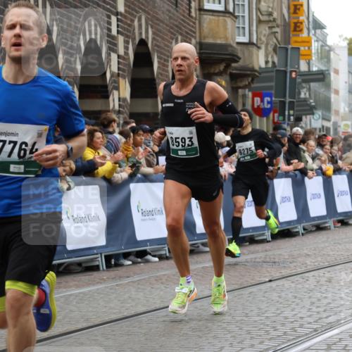 05.10.2025 - 20. swb-Marathon Bremen Strokosch-Dieckow http://msf.ph/oto/9264444 05.10.2025 12:58:49 Ziel 3580, 5470, 5495, 7668, 7764, 8275, 8593 meine-sportfotos.de