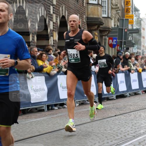 05.10.2025 - 20. swb-Marathon Bremen Strokosch-Dieckow http://msf.ph/oto/9264484 05.10.2025 12:58:50 Ziel 3580, 5470, 5495, 7668, 7764, 8275, 8593 meine-sportfotos.de
