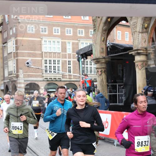 05.10.2025 - 20. swb-Marathon Bremen Yannick Fuchs http://msf.ph/oto/9264752 05.10.2025 10:50:50 Ziel 9230, 9578, 9658, 9742, 9832, 9969, 10043, 10279, 10479, 11062, 11451, 11543, 11661 meine-sportfotos.de