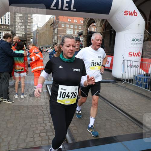 05.10.2025 - 20. swb-Marathon Bremen Yannick Fuchs http://msf.ph/oto/9264969 05.10.2025 10:50:55 Ziel 7733, 9230, 9251, 9277, 9658, 9715, 9742, 9832, 9888, 9969, 9975, 10043, 10224, 10279, 10479, 10689, 11451, 11543, 11661 meine-sportfotos.de