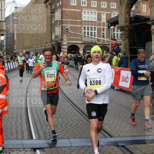 05.10.2025 - 20. swb-Marathon Bremen Yannick Fuchs http://msf.ph/oto/9265264 05.10.2025 10:51:02 Ziel 7733, 9251, 9277, 9399, 9715, 9888, 9966, 9975, 10029, 10224, 10227, 10534, 10689, 10698, 11061, 11220, 11311 meine-sportfotos.de