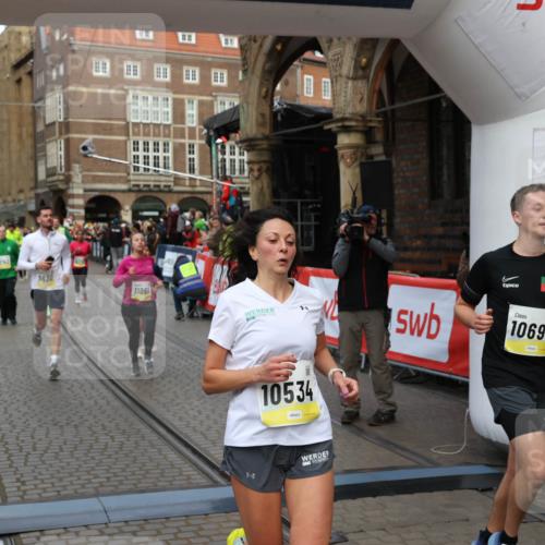 05.10.2025 - 20. swb-Marathon Bremen Yannick Fuchs http://msf.ph/oto/9265398 05.10.2025 10:51:04 Ziel 7733, 9199, 9399, 9630, 9966, 9975, 10029, 10224, 10227, 10254, 10534, 10698, 11061, 11220, 11311 meine-sportfotos.de