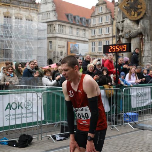 05.10.2025 - 20. swb-Marathon Bremen Yannick Fuchs http://msf.ph/oto/9265630 05.10.2025 12:06:39 Ziel 1040 meine-sportfotos.de
