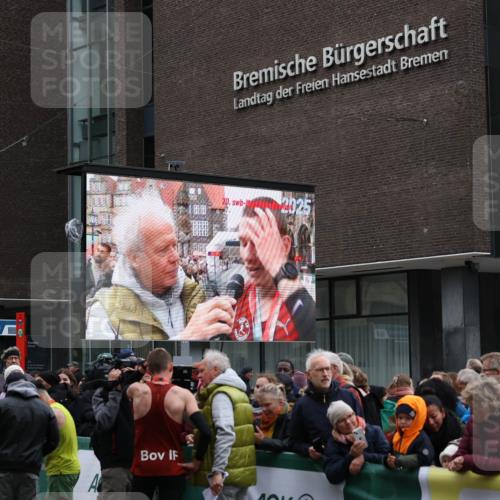 05.10.2025 - 20. swb-Marathon Bremen Yannick Fuchs http://msf.ph/oto/9265684 05.10.2025 12:07:54 Ziel  meine-sportfotos.de