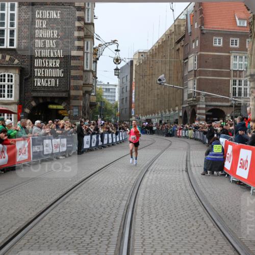 05.10.2025 - 20. swb-Marathon Bremen Yannick Fuchs http://msf.ph/oto/9265866 05.10.2025 12:08:47 Ziel  meine-sportfotos.de