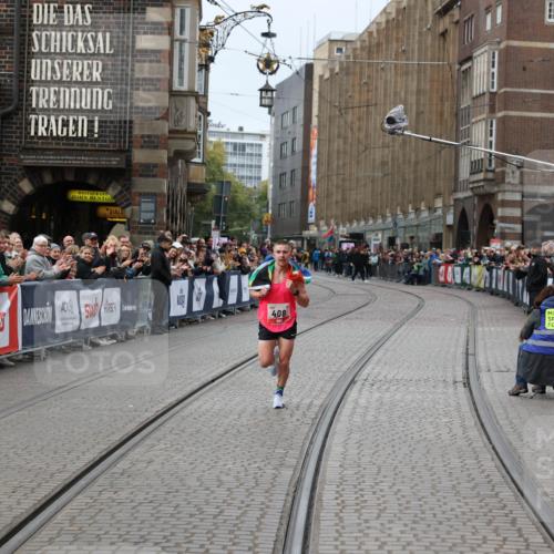 05.10.2025 - 20. swb-Marathon Bremen Yannick Fuchs http://msf.ph/oto/9266005 05.10.2025 12:08:48 Ziel 408 meine-sportfotos.de