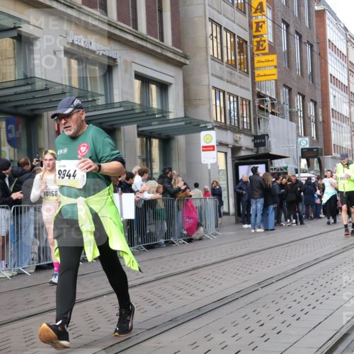 05.10.2025 - 20. swb-Marathon Bremen Strokosch-Dieckow http://msf.ph/oto/9266016 05.10.2025 11:05:01 Ziel 7654, 9440, 9515, 9668, 9690, 9713, 9752, 9908, 9944, 9978, 10018, 10021, 10025, 10158, 10255, 10289, 10343, 10426, 10511, 10542, 10828, 10990, 11016, 11064, 11106, 11164, 11323, 11501, 11540, 11650, 11676, 11707, 7654, 9440, 9515, 9668, 9690, 9713, 9752, 9908, 9944, 9978, 10018, 10021, 10025, 10158, 10255, 10289, 10343, 10426, 10511, 10542, 10828, 10990, 11016, 11064, 11106, 11164, 11323, 11501, 11540, 11650, 11676, 11707 meine-sportfotos.de