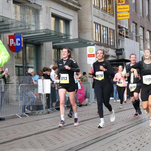 05.10.2025 - 20. swb-Marathon Bremen Strokosch-Dieckow http://msf.ph/oto/9266067 05.10.2025 11:05:06 Ziel 7654, 9210, 9419, 9440, 9515, 9690, 9713, 9752, 9908, 9944, 10025, 10158, 10255, 10289, 10343, 10426, 10437, 10511, 10542, 10828, 10990, 10999, 11064, 11106, 11164, 11501, 11540, 11650, 11676, 11681, 11707, 7654, 9210, 9419, 9440, 9515, 9690, 9713, 9752, 9908, 9944, 10025, 10158, 10255, 10289, 10343, 10426, 10437, 10511, 10542, 10828, 10990, 10999, 11064, 11106, 11164, 11501, 11540, 11650, 11676, 11681, 11707 meine-sportfotos.de