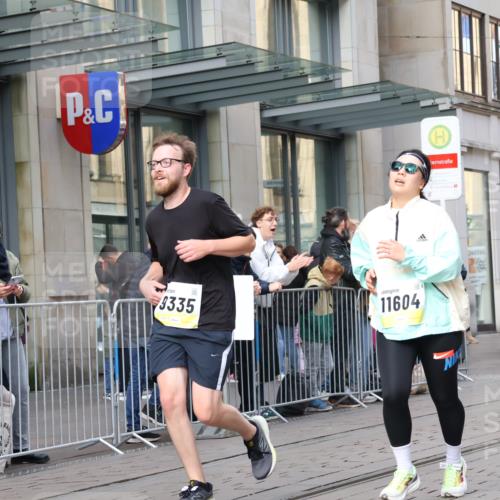 05.10.2025 - 20. swb-Marathon Bremen Strokosch-Dieckow http://msf.ph/oto/9266368 05.10.2025 11:05:17 Ziel 7654, 9210, 9335, 9419, 9423, 9713, 9752, 9907, 10025, 10158, 10197, 10289, 10426, 10437, 10511, 10529, 10542, 10619, 10769, 10828, 10843, 10844, 10999, 11064, 11164, 11455, 11604, 11676, 11681, 7654, 9210, 9335, 9419, 9423, 9713, 9752, 9907, 10025, 10158, 10197, 10289, 10426, 10437, 10511, 10529, 10542, 10619, 10769, 10828, 10843, 10844, 10999, 11064, 11164, 11455, 11604, 11676, 11681 meine-sportfotos.de