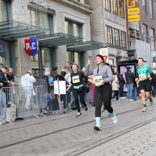 05.10.2025 - 20. swb-Marathon Bremen Strokosch-Dieckow http://msf.ph/oto/9266422 05.10.2025 11:05:19 Ziel 7654, 7777, 9210, 9335, 9419, 9423, 9752, 9907, 10025, 10158, 10197, 10289, 10426, 10437, 10511, 10529, 10542, 10619, 10769, 10843, 10844, 10999, 11064, 11164, 11455, 11604, 11676, 11681, 7654, 7777, 9210, 9335, 9419, 9423, 9752, 9907, 10025, 10158, 10197, 10289, 10426, 10437, 10511, 10529, 10542, 10619, 10769, 10843, 10844, 10999, 11064, 11164, 11455, 11604, 11676, 11681 meine-sportfotos.de