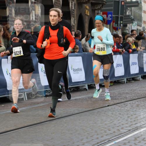 05.10.2025 - 20. swb-Marathon Bremen Strokosch-Dieckow http://msf.ph/oto/9266735 05.10.2025 11:08:41 Ziel 7069, 7706, 9191, 9274, 9276, 9589, 10051, 10212, 10567, 10939, 10998, 11028, 11073, 11076, 11242, 11479, 11590 meine-sportfotos.de